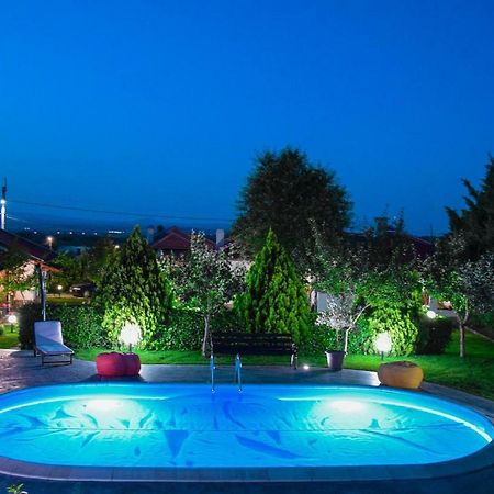 Guest House Raiski Kаt Mezek Экстерьер фото
