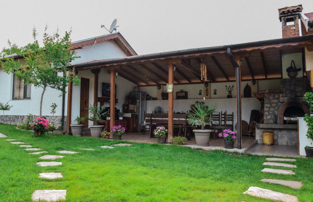 Guest House Raiski Kаt Mezek Экстерьер фото